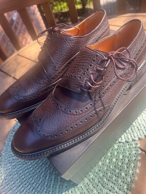 NWT Gucci Brown  Leather side laced Men’s shoes. Size 10